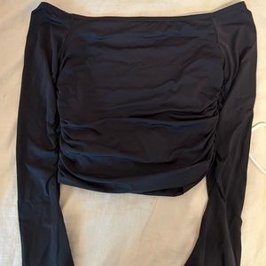 Edikted crop off the shoulder ruched long sleeve going out top